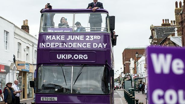 Economista pro Brexit: uscite, “euro distrugge l’Europa”