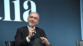 Consulenti finanziari, ad aprile raccolta a 6,5 miliardi: cresce il peso del gestito e aumentano i clienti