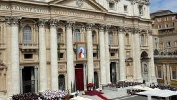 La7 denuncia i malaffari del Vaticano, immediata minaccia di querele