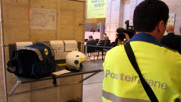Poste svendute: un successo. Domanda quattro volte l’offerta