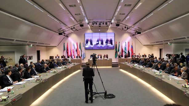EUR/USD inversione di trend, sul petrolio aspettiamo l’OPEC