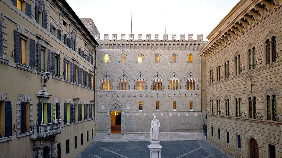 Banche italiane, utili record nel 2025: 47,5 miliardi di euro. Tax rate in calo al 19,2%