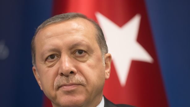 Turchia: continuano le purghe. Allontanati oltre 800 militari
