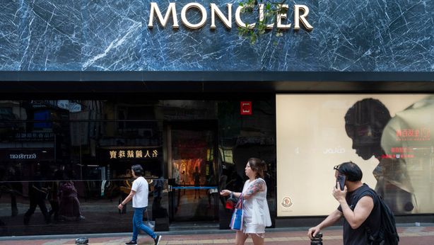 Moncler: utile netto in crescita a 180,7 milioni, ricavi +11% a 1,23 miliardi nel I semestre 2024
