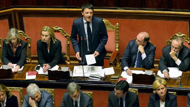Renzi in Senato: “Scelte radicali. Sblocco totale debiti Pa. Taglio 10% cuneo fiscale”