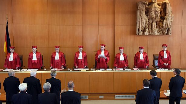 Bce, bazooka promosso con riserva da giudici Germania