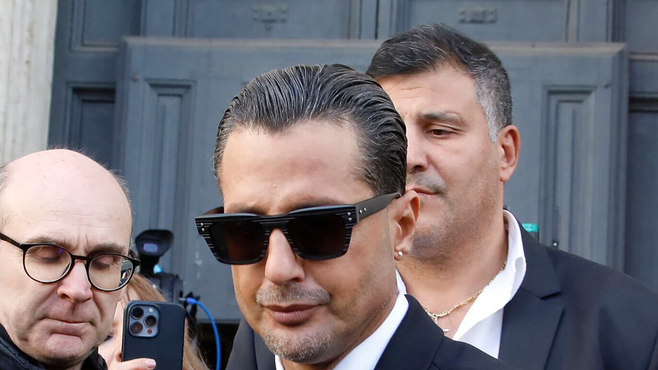 Fabrizio Corona, la Consob blocca la sua meme coin