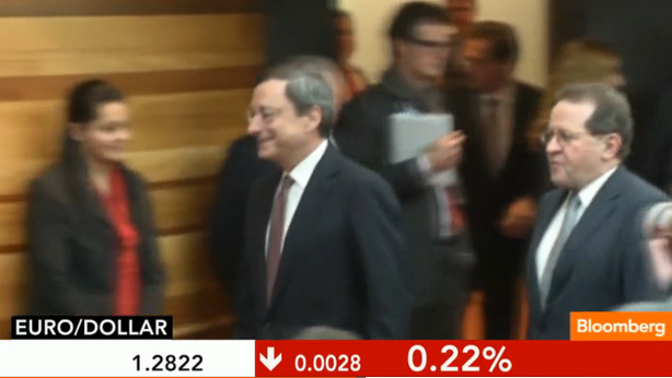 Draghi: rischi al ribasso per economia. “Fu Napolitano a chiamare”