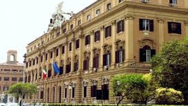 Asta: tassi a 30 anni in calo al 4,99%, cresce domanda BTP