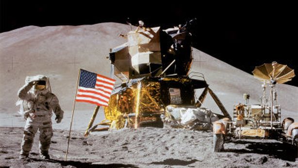Moda e spazio, le grandi firme vanno sulla Luna