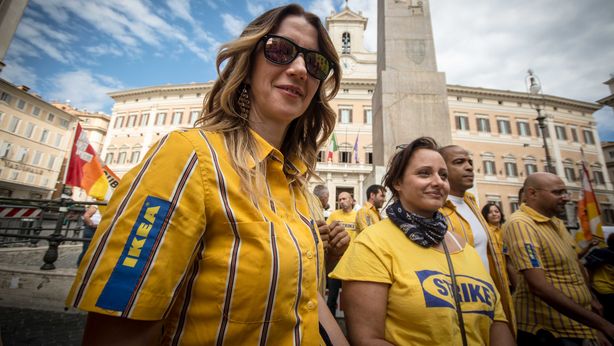 Italia, come far ripartire consumi e crescita