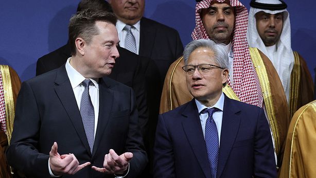 Elon Musk, l’ultima provocazione: “Entro vent’anni il lavoro sarà opzionale e i soldi irrilevanti”