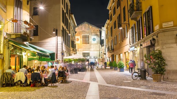 Immobiliare, mercato riparte ma restano zone d’ombra