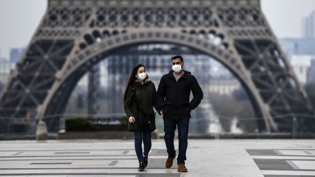 Quanto è diminuita la paura del Covid nel mondo: un anno di dati