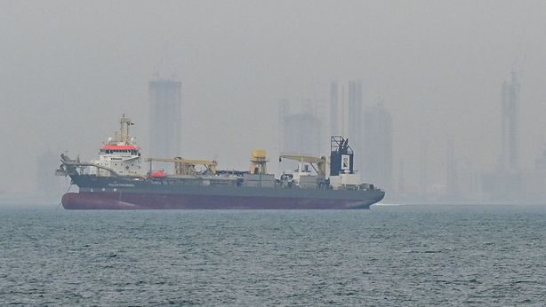Guerra Iran, perché la chiusura dello Stretto di Hormuz spaventa mercati e consumatori