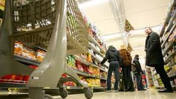 Italia: consumi, “più di 11 anni per tornare a livelli pre-crisi”