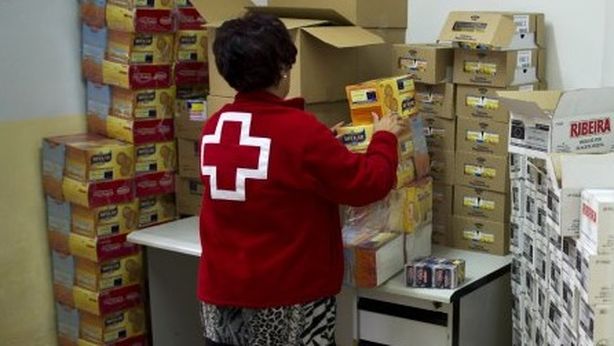 Impoveriti dalla crisi: milioni di europei dipendono dalla Croce Rossa