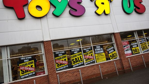 Effetto domino nel retail: i negozi che chiuderanno quest’anno