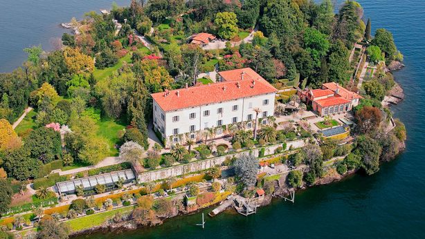 Immobiliare: Warren Buffett cresce in Italia, nuova sede sul Lago Maggiore