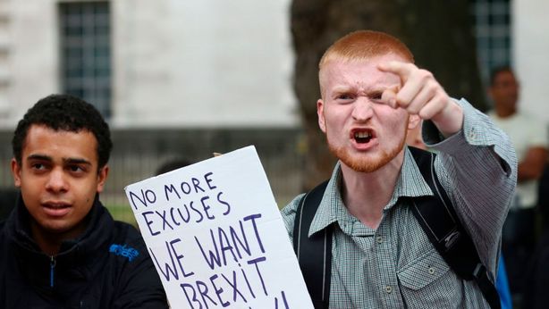 Brexit: frenata globale rischia di peggiorare impatto no deal