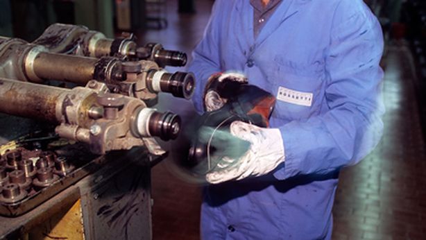 Industria, quarto trimestre parte male. Brutto segno per il Pil