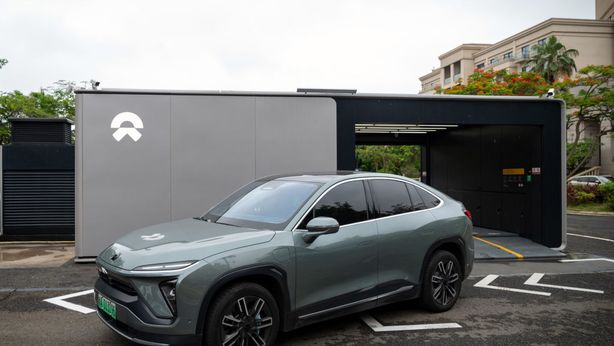 Tesla delude i mercati: alla borsa di Hong Kong sell su Nio, Xpeng e Li Auto