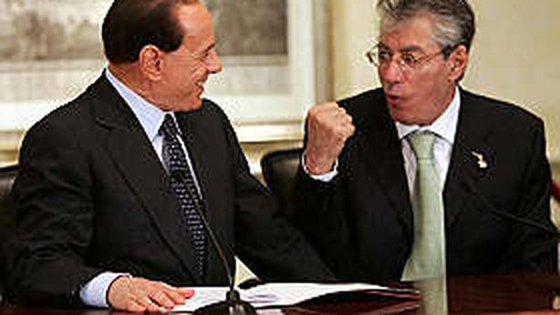 Manovra sempre più confusa: aumenta gelo Berlusconi-Bossi