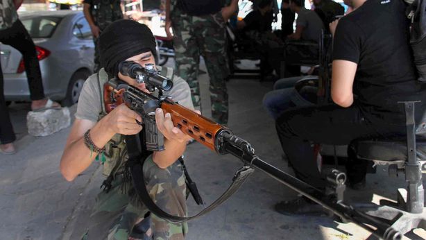 Siria: Turchia sfida Russia, arma ribelli al-Qaida