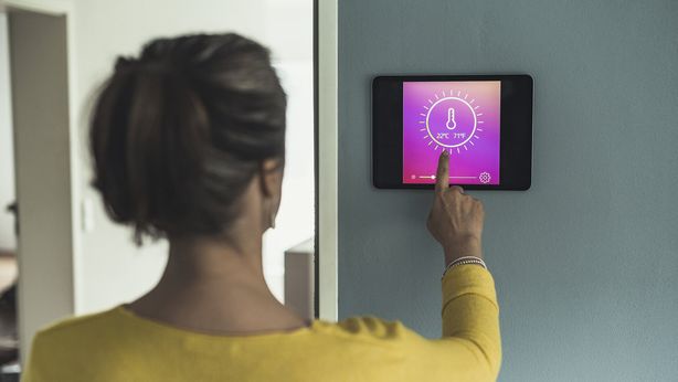 Gas, quanto si risparmia abbassando la temperatura in casa di un grado