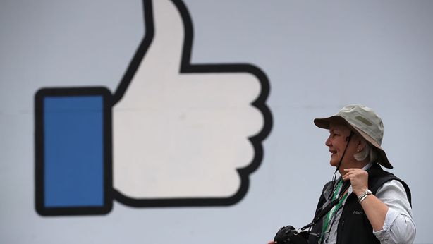 Facebook controlla anche le chat su Messenger