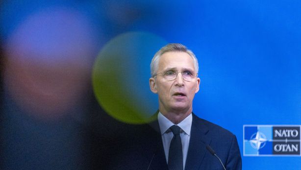 Botta e risposta Trump-Nato, Stoltenberg: “record di spesa militare”