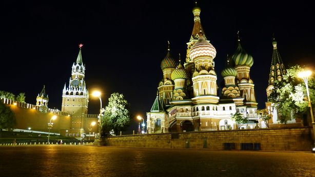 UE blocca oltre €200 miliardi della banca centrale russa