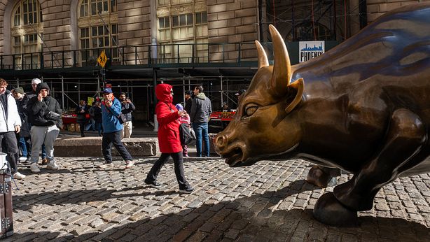 Wall Street aggiorna i massimi storici: S&P 500 oltre quota 7.000, Nasdaq al rally più lungo dal 2009