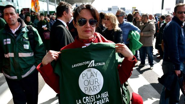 Alitalia: arriva il bando. La soluzione della crisi? Il modello Ilva