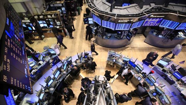 Wall Street trova la via dei guadagni, chiusura sui massimi