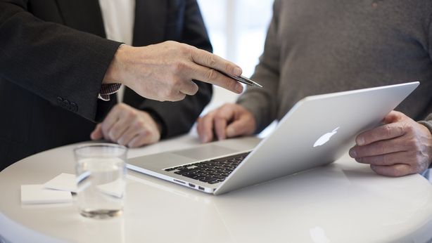 EY blocca piano di separazione tra audit e consulenza