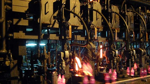 Produzione industriale -2,9%. Sofferenze banche +19,7%