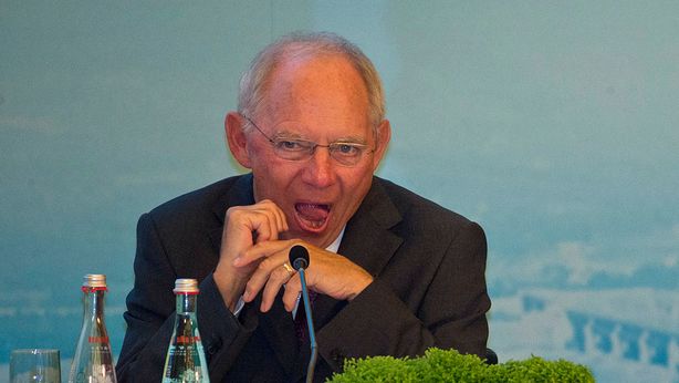 Choc Germania. Surplus commercio, il falco Schaeuble avverte Draghi