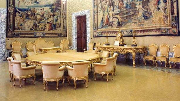 Bankitalia: assemblea a porte chiuse per spartirsi il bottino