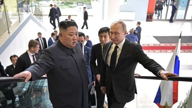 Putin e Kim Jong-un: storico primo incontro in Russia
