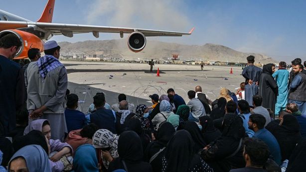Afghanistan, martedì G7 sull’emergenza profughi. Draghi prepara un G20