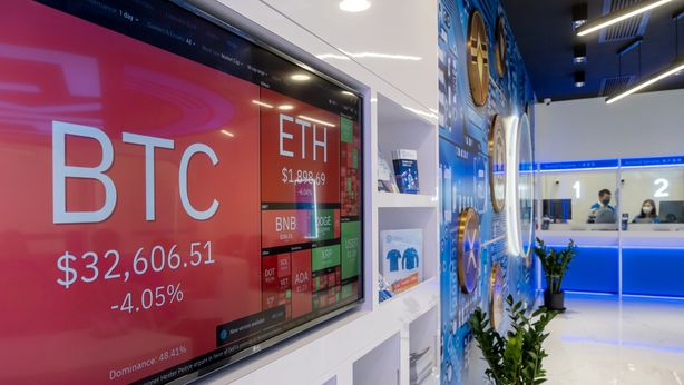 Bitcoin, in Cina adesso sono illegali. Raffica di vendite sui mercati