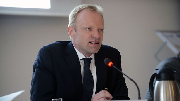 Fuest (Ifo): “Pericolo che euro cada a pezzi è molto reale”