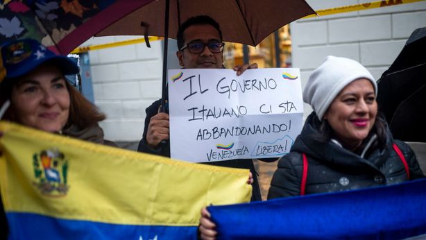 Rimesse bitcoin, domanda boom: Venezuela impone controlli di capitale