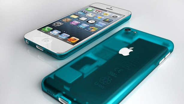 A colori e a basso costo: ecco i nuovi iPhone