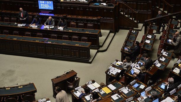 Elezioni politiche Camera e Senato: le differenze nel voto