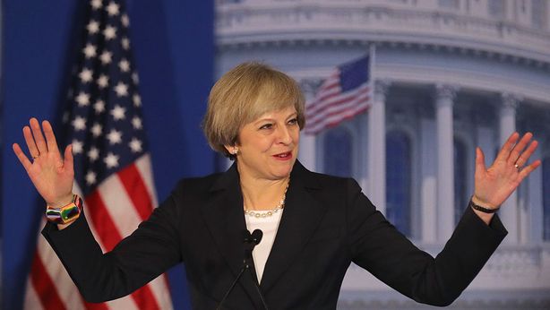 May su Trump: “Opposti si attraggono”, ma stia attento a Putin