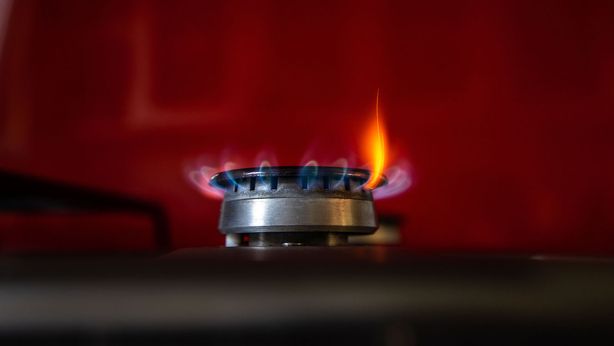Gas, prezzo ai minimi storici dal 2021. Cosa sta succedendo