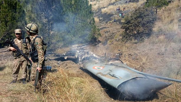 Pakistan abbatte due aerei indiani: si teme “escalation senza precedenti”