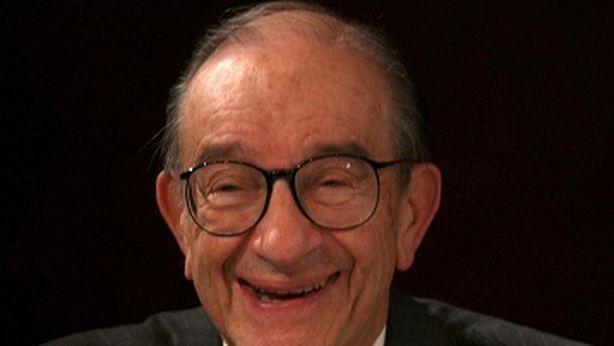 Greenspan: “Crisi debito dietro l’angolo, tornare all’oro”